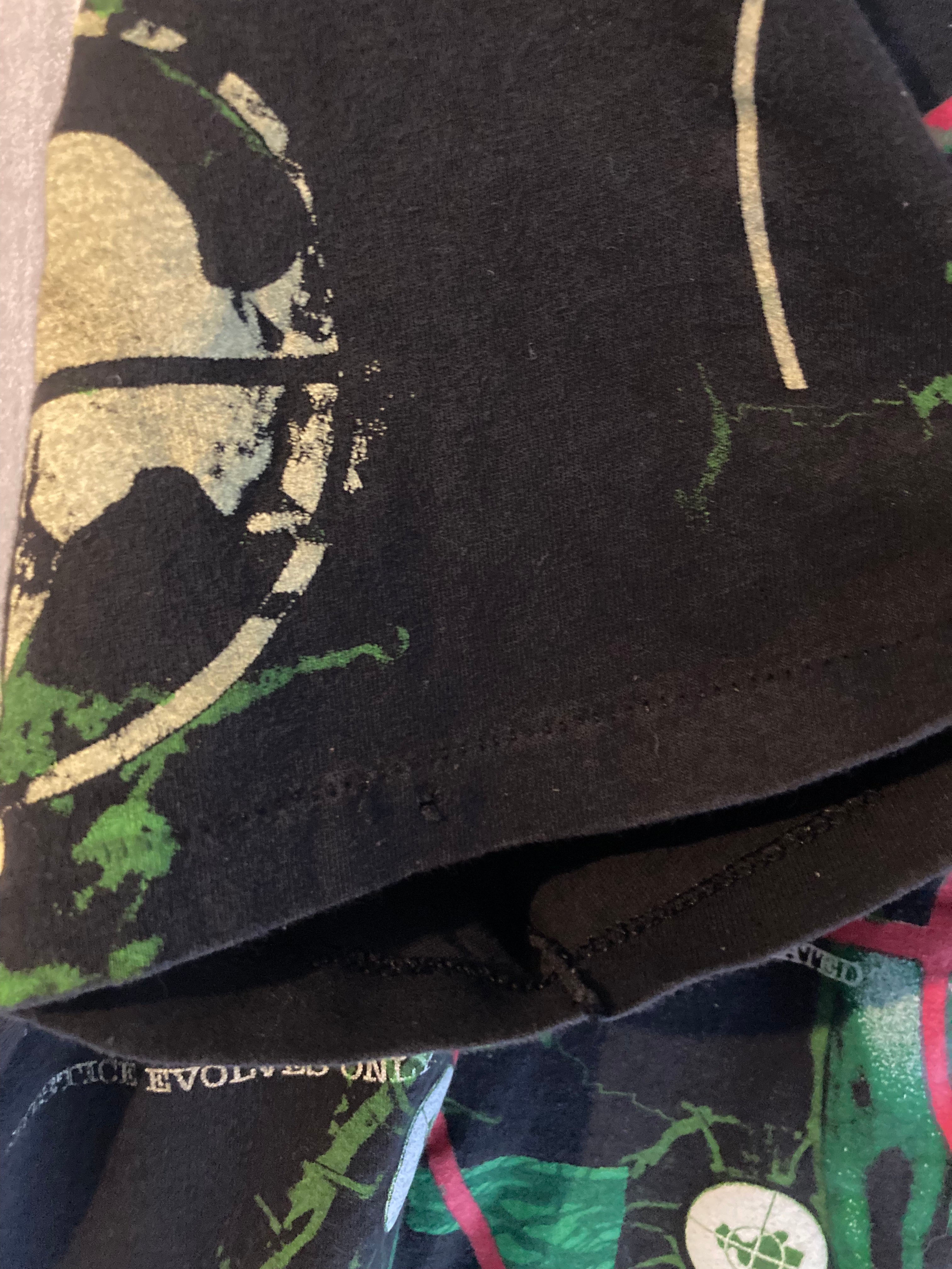 1990s public enemy aop tee XL